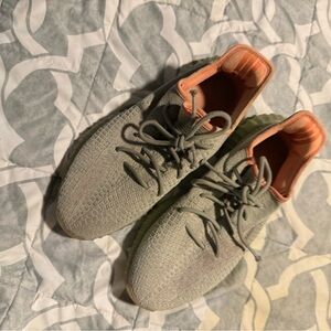 Yezzy Men's Sneakers